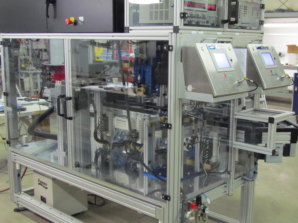Pallet conveyor, multi-station test cell